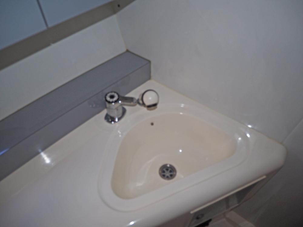 Fore ship, Accommodation